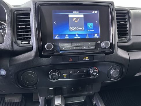 Used 2022 Nissan Frontier S image 27