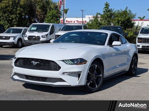 Used 2022 Ford Mustang Coupe image 1
