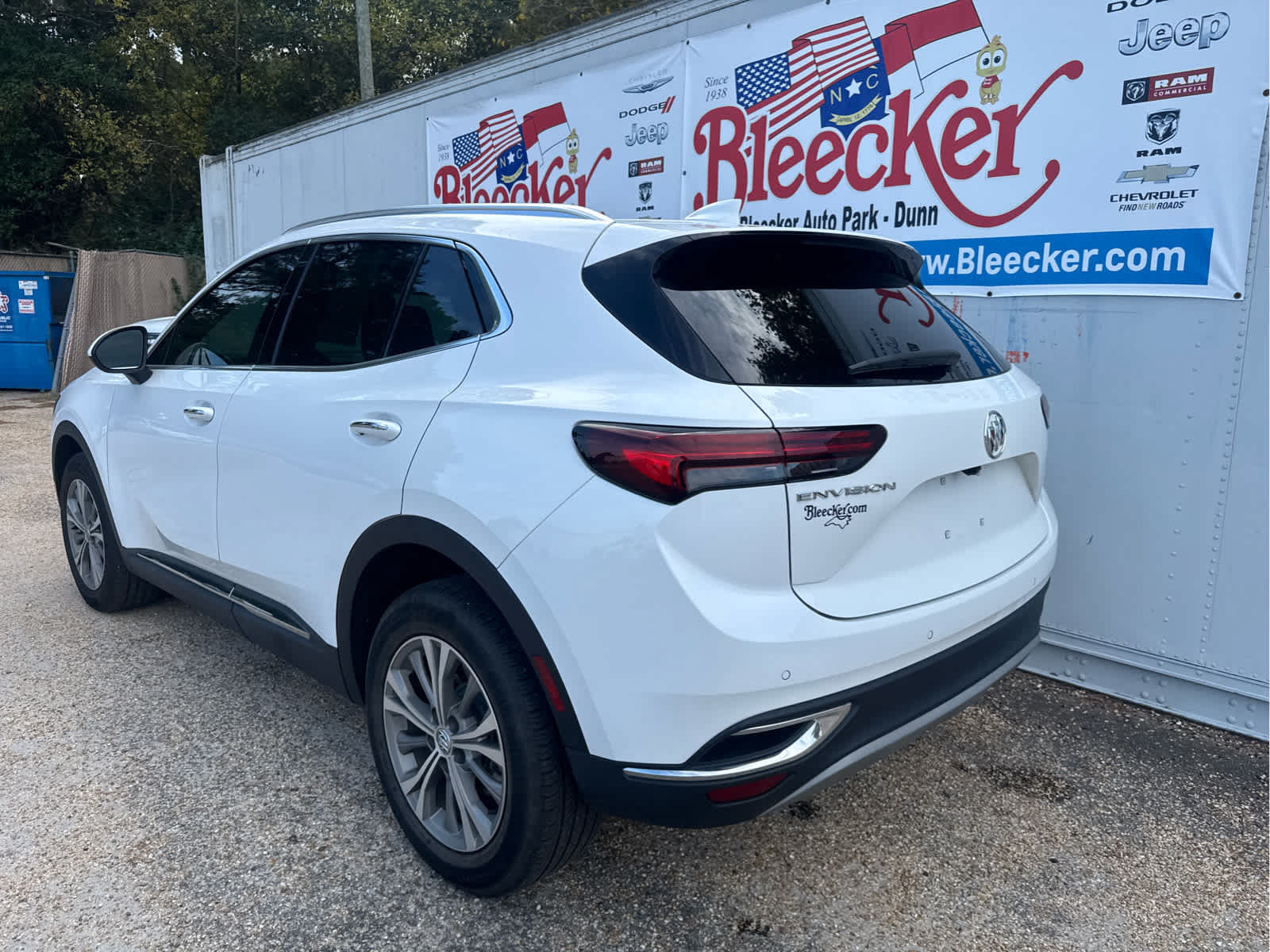 Used 2022 Buick Envision Preferred FWD image 8