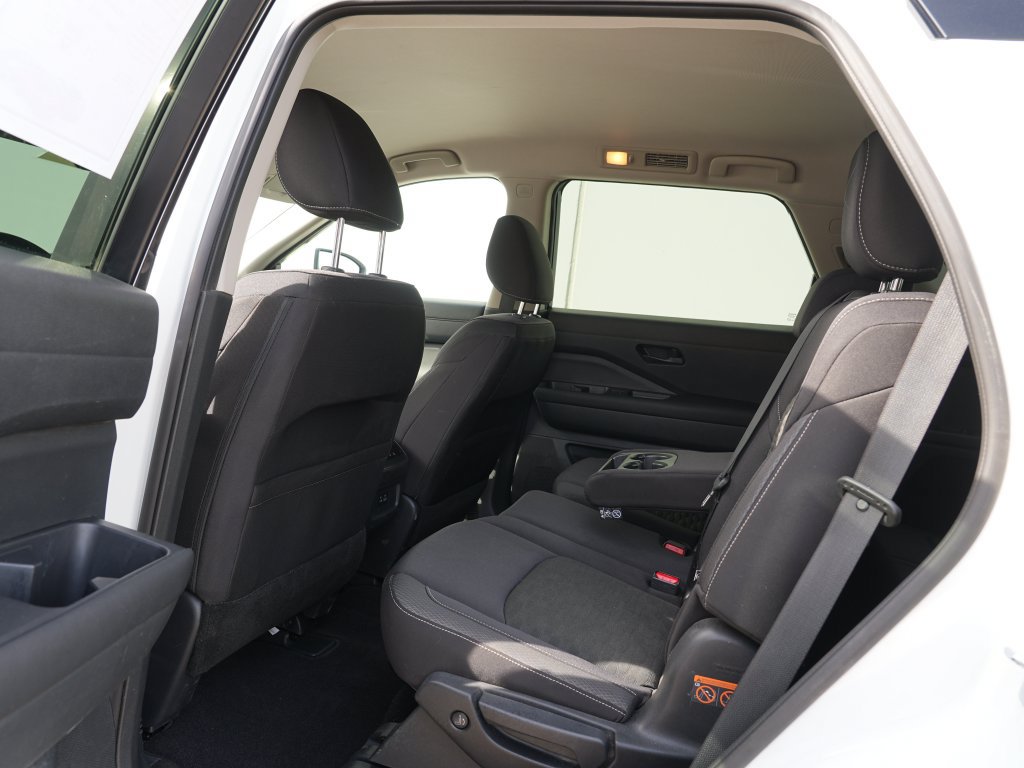 Used 2023 Nissan Pathfinder SV AWD/4WD image 20