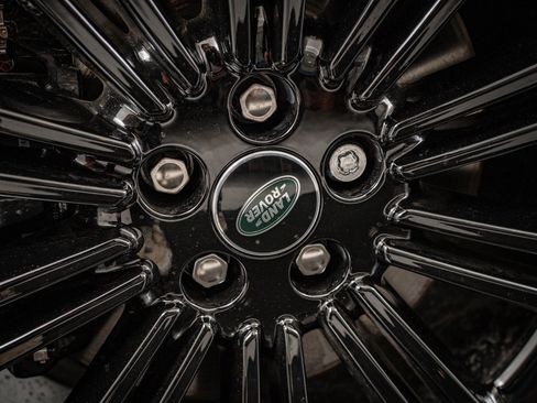 New 2026 Land Rover Range Rover Evoque Dynamic SE image 8