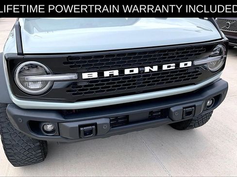 Used 2023 Ford Bronco Wildtrak AWD/4WD image 34