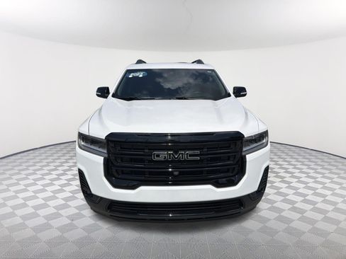 Certified 2023 GMC Acadia SLT w/ Elevation Edition FWD image 9