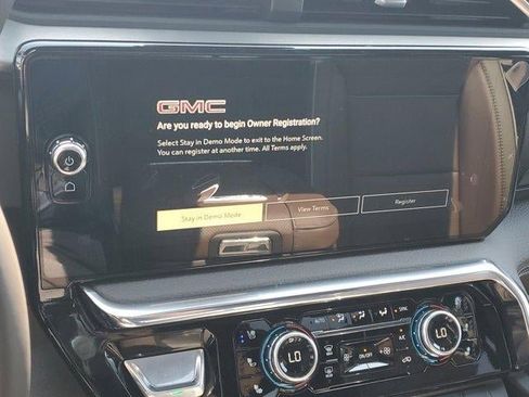 New 2026 GMC Sierra 2500 Denali w/ Denali Reserve Package AWD/4WD image 25