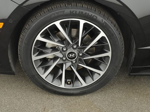 Used 2023 Hyundai Sonata Limited w/ Cargo Package image 4