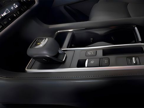 Used 2024 Nissan Pathfinder SL image 19