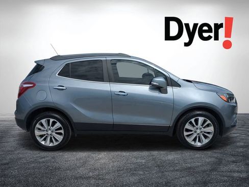 Used 2019 Buick Encore Preferred FWD image 2