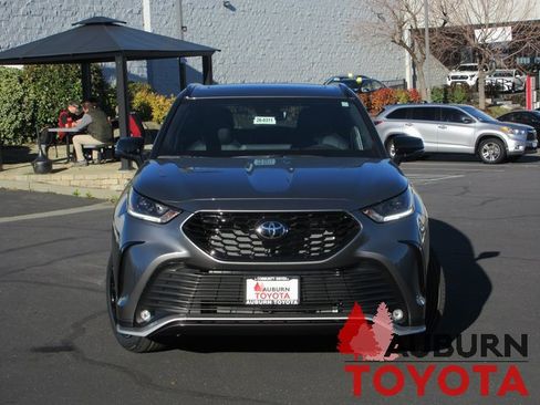 New 2026 Toyota Highlander XSE image 19