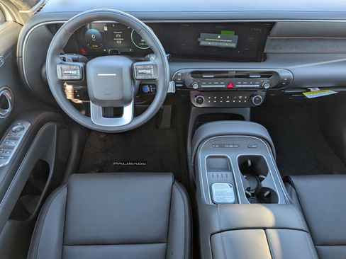 New 2026 Hyundai Palisade Calligraphy FWD image 6