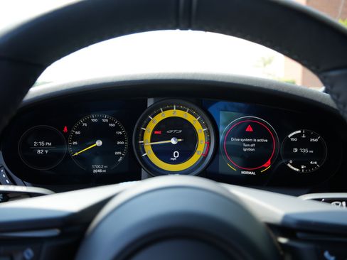 Used 2022 Porsche 911 GT3 RWD image 19