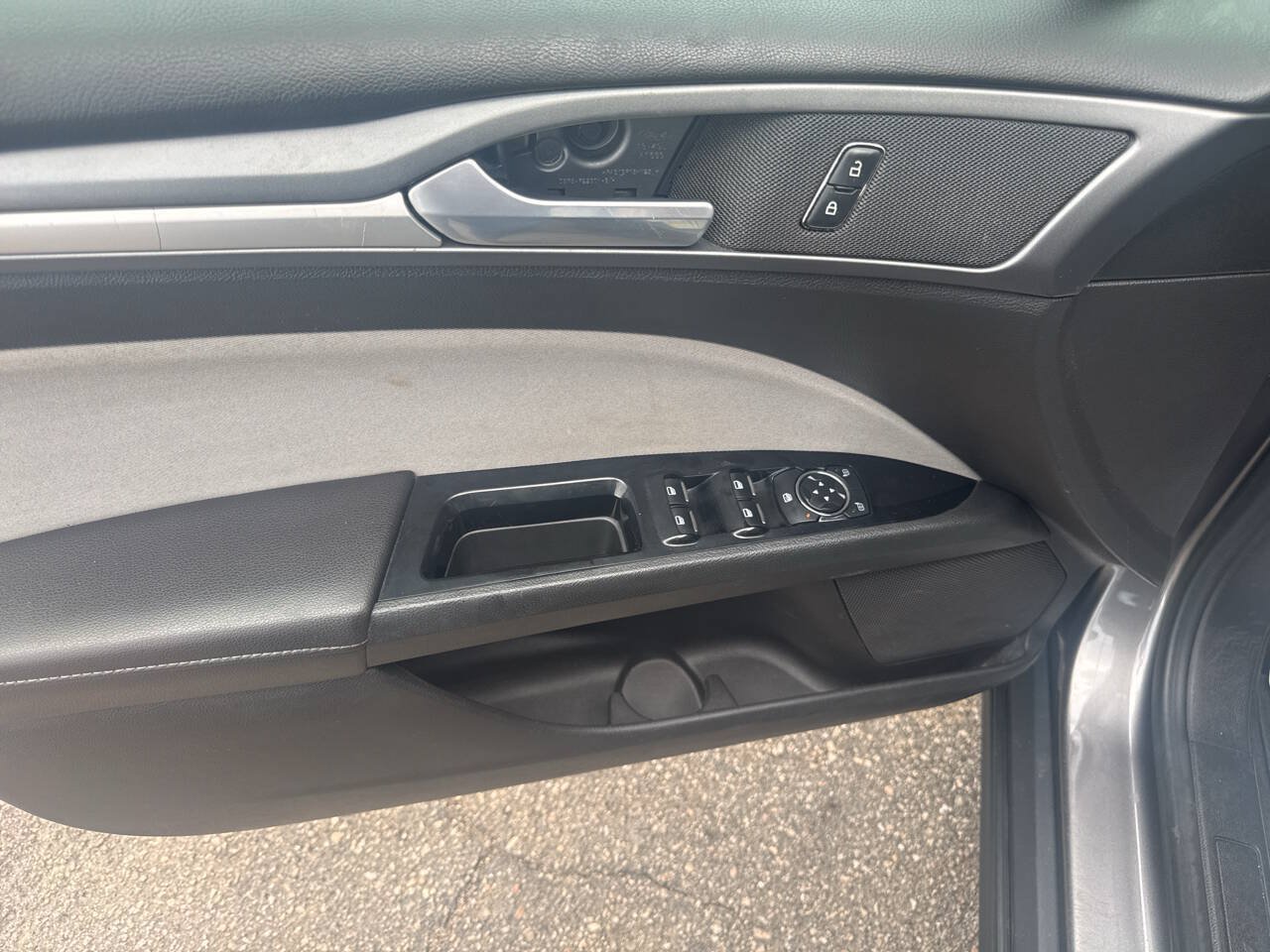 Used 2013 Ford Fusion S FWD image 14