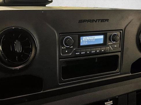 Used 2025 Mercedes-Benz Sprinter 2500 image 14