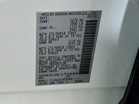 Used 2024 Nissan Pathfinder SL AWD/4WD image 12