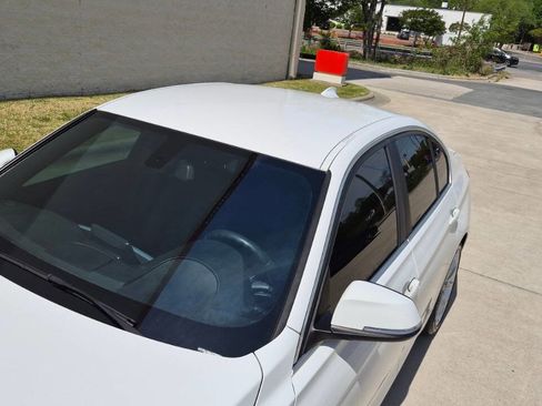 Used 2015 BMW 320i Sedan RWD image 14