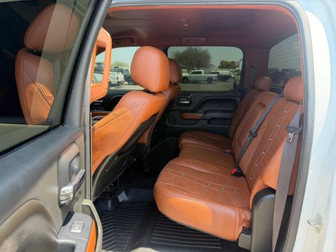 Used 2015 GMC Sierra 1500 SLE w/ SLE Value Package RWD image 24