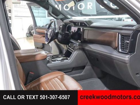Used 2024 GMC Sierra 2500 Denali Ultimate AWD/4WD image 51