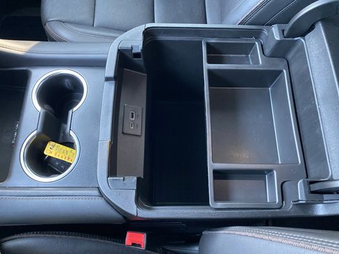 Used 2022 Chevrolet Tahoe High Country image 36