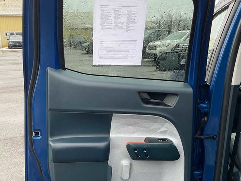 Used 2023 Ford Maverick XLT image 39