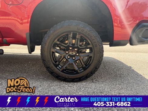 Used 2024 Chevrolet Silverado 1500 LT Trail Boss w/ Convenience Package II AWD/4WD image 11