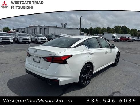 Used 2024 Nissan Altima 2.5 SR FWD image 4