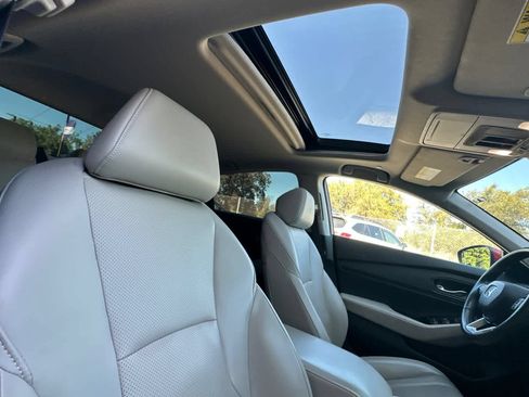 Used 2023 Honda Accord Touring image 17