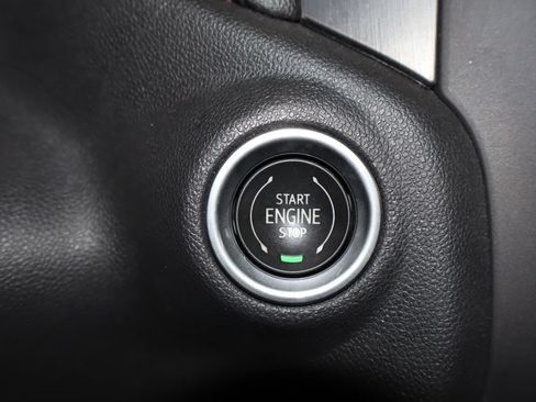 Used 2019 GMC Sierra 1500 AT4 w/ Off Road Performance Package AWD/4WD image 24