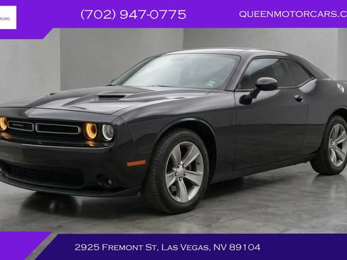 Used 2018 Dodge Challenger SXT Plus RWD image 1
