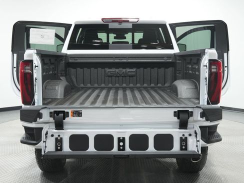 New 2026 GMC Sierra 2500 Denali image 13