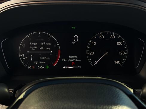 Certified 2025 Honda Pilot TrailSport image 18