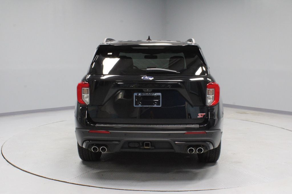 Certified 2023 Ford Explorer ST w/ Equipment Group 401A AWD/4WD image 9