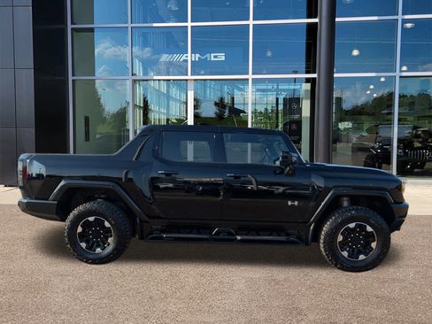 Used 2025 GMC Hummer EV 3X w/ Extreme Off-Road Package image 4