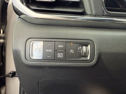 Used 2026 GMC Terrain Elevation image 15