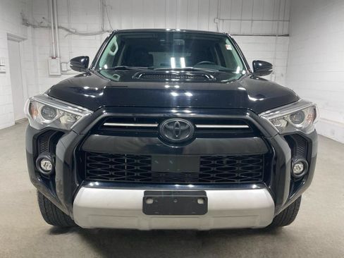 Used 2021 Toyota 4Runner TRD Off-Road Premium w/ Moonroof Package AWD/4WD image 2