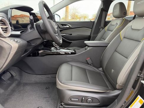 New 2026 Chevrolet Trax ACTIV w/ Driver Confidence Package image 5