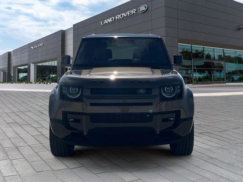 New 2026 Land Rover Defender 130 X-Dynamic SE AWD/4WD image 8