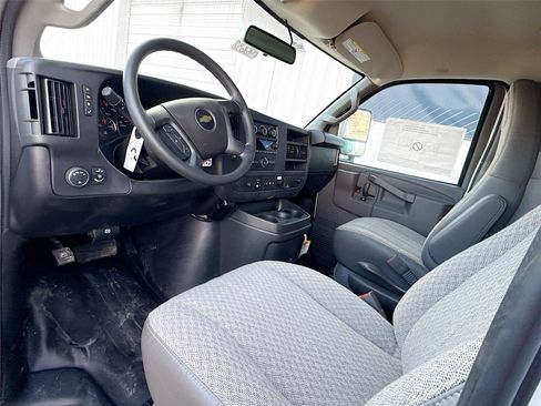 New 2025 Chevrolet Express 3500 w/ Power Convenience Package RWD image 15