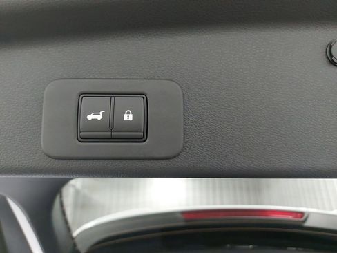 New 2025 Nissan Murano SV image 13