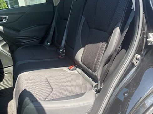 Used 2023 Subaru Forester Premium AWD/4WD image 16