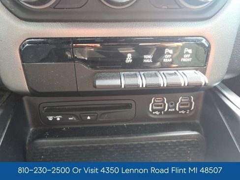 Used 2019 RAM 1500 Big Horn AWD/4WD image 19