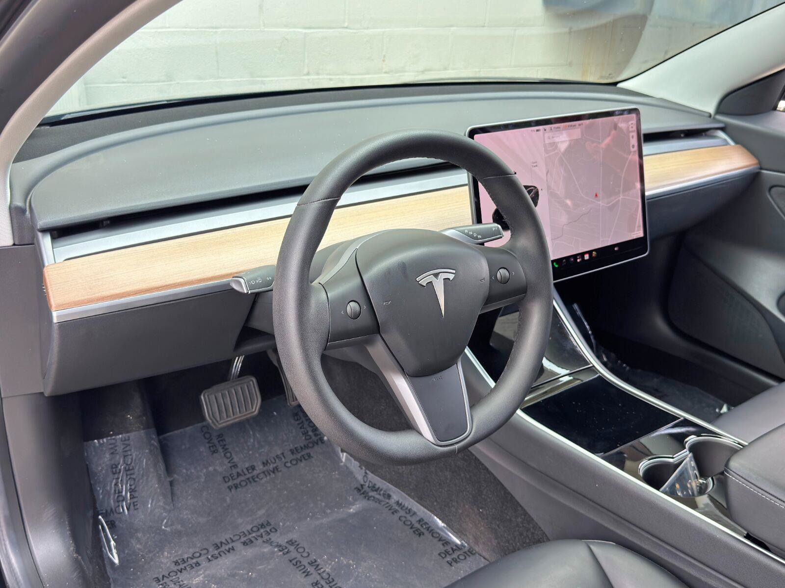 Used 2020 Tesla Model 3 Standard Range Plus RWD image 14