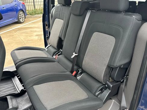 Used 2020 Ford Transit Connect XL image 28