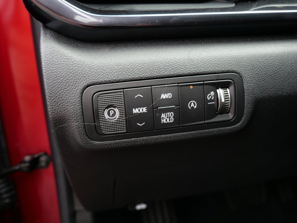 New 2027 GMC Terrain AT4 w/ Technology Package II AWD/4WD image 10