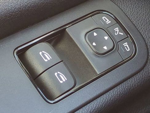 Used 2026 Mercedes-Benz Sprinter 2500 image 23