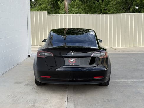 Used 2019 Tesla Model 3 Mid Range image 6