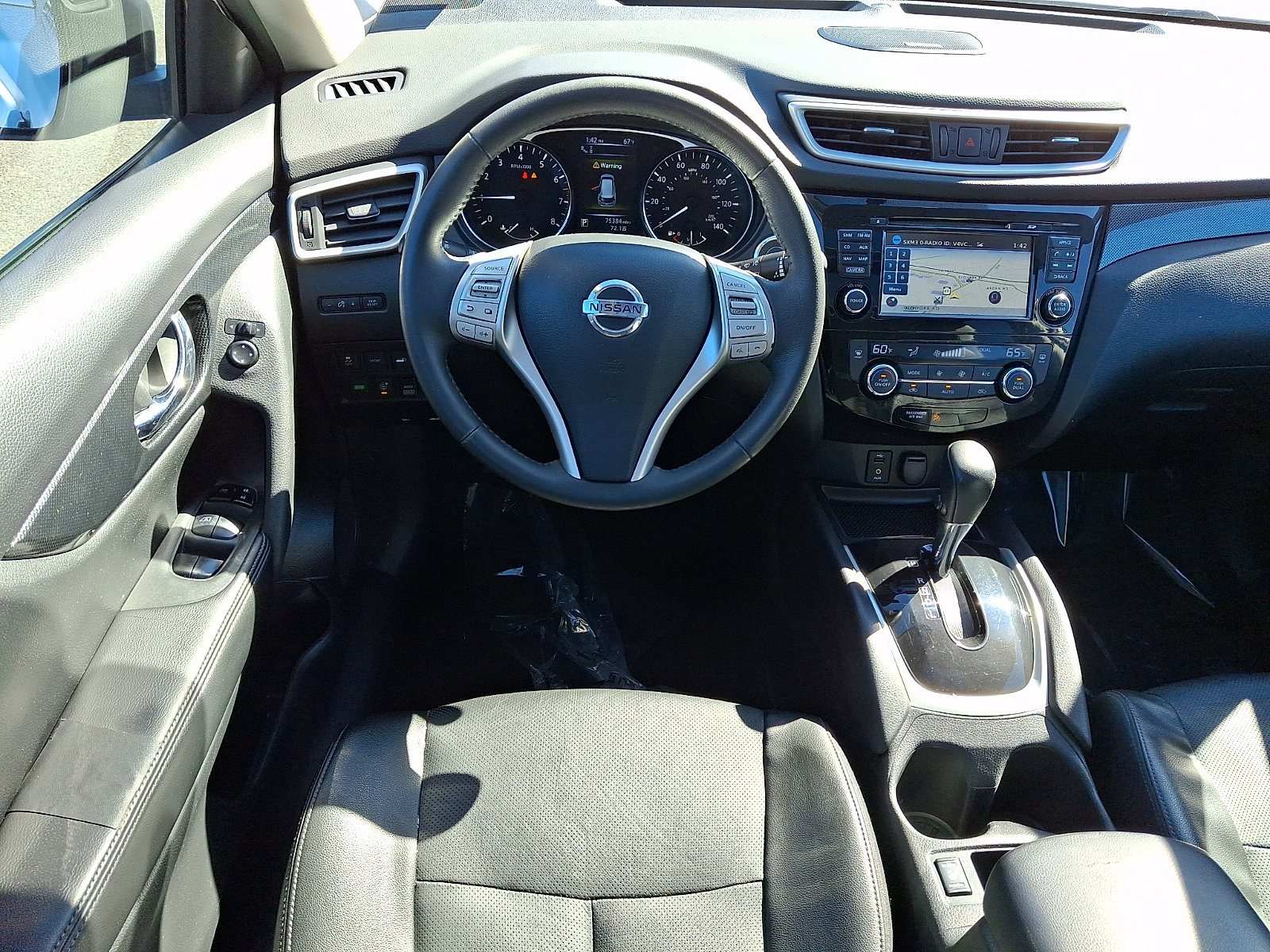 Used 2016 Nissan Rogue SL w/ SL Premium Package AWD/4WD image 11