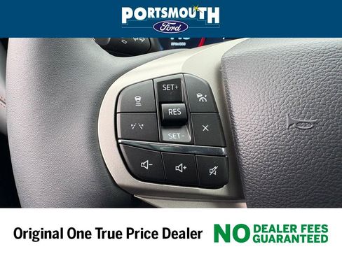 New 2026 Ford Explorer Active image 19