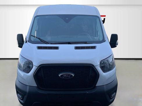 Used 2024 Ford Transit 250 148 Medium Roof Extended AWD image 2