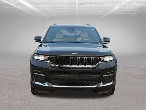 Used 2023 Jeep Grand Cherokee L Limited w/ Luxury Tech Group II RWD image 2