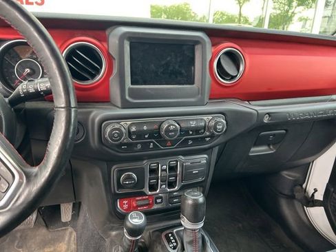 Used 2019 Jeep Wrangler Unlimited Rubicon w/ Steel Bumper Group AWD/4WD image 2