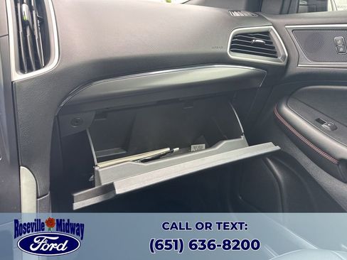 Used 2022 Ford Edge ST-Line AWD/4WD image 16